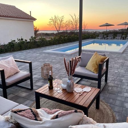 Villa Katarina - Grosser Pool Beheizt - Meerblick Vrsi Luaran gambar